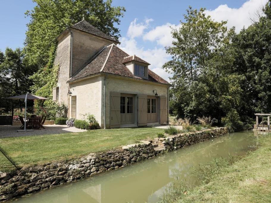 Le Pigeonnier Colbert Villa Rouvray  Kültér fotó